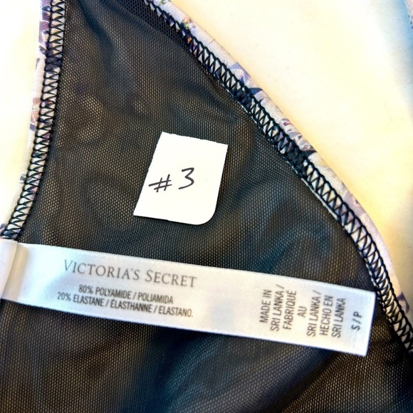 D04.3 Victoria’s Secret Colorful Star Racerback Cutout Bra - Picture 4 of 4